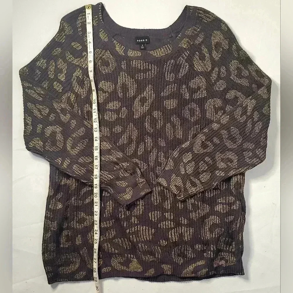 TORRID Wine & GOLD FOIL LEOPARD RIB Pull over Sweater Sz 2 2XL 16-18 US - Picture 5 of 10